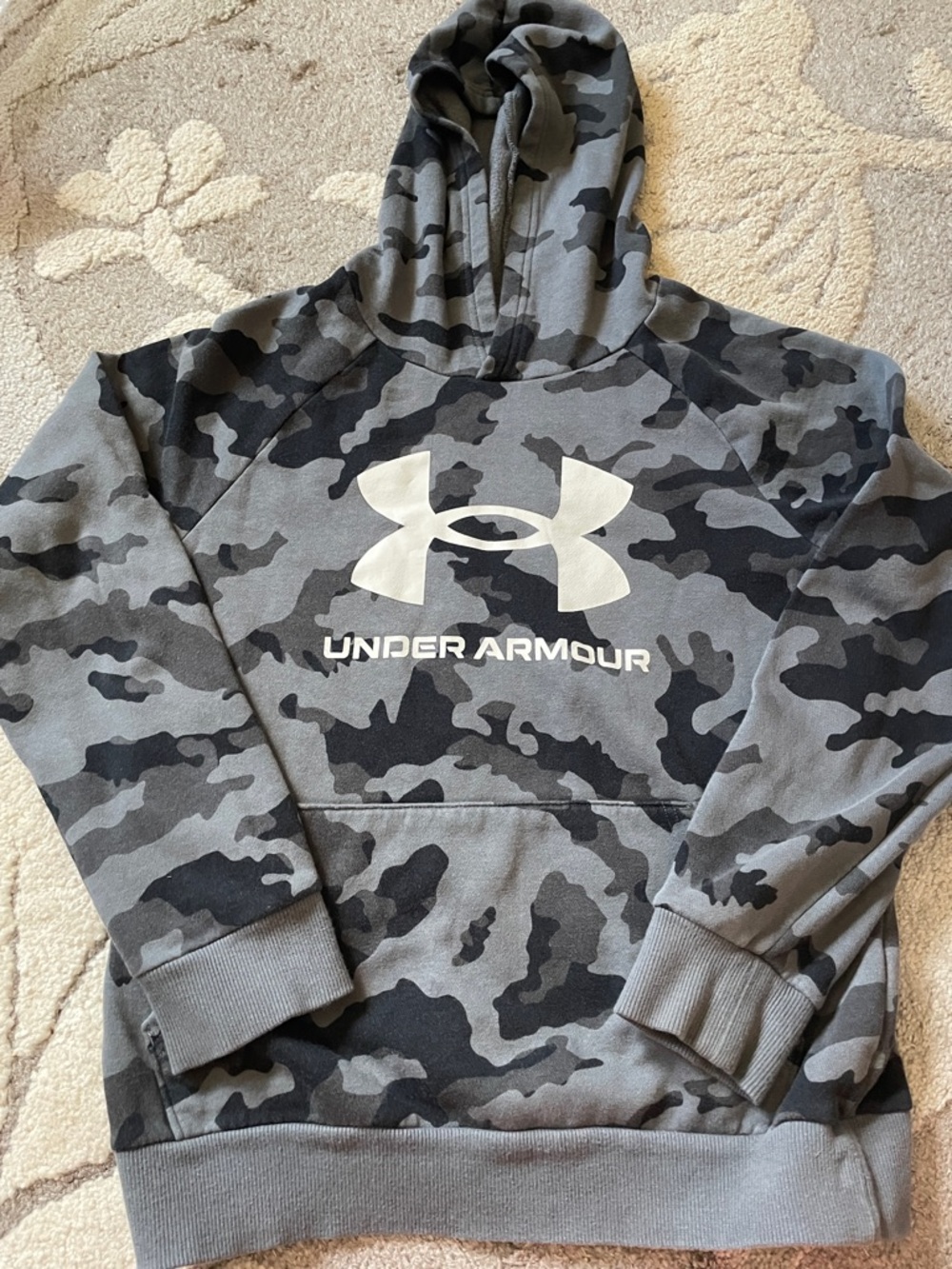 Under Armour Gray & Black Camo Pullover Hoodie